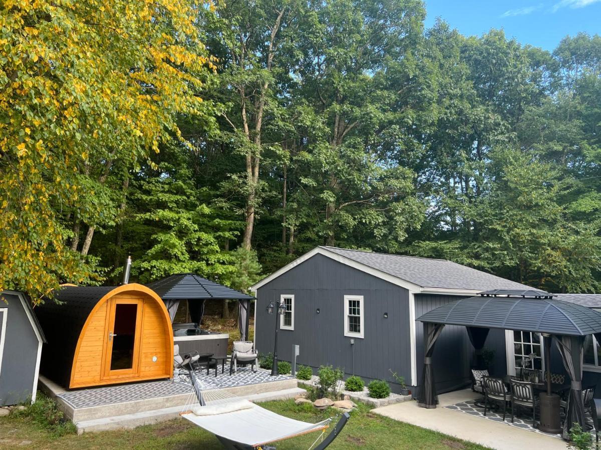 Amazing Poconos House . Sauna/Hot Tub/Private Pool 东斯特劳兹堡 外观 照片